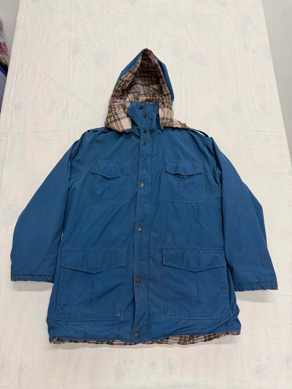 Vintage Branded Lion Plaid-Lined Hooded Mountain Parka Jacket